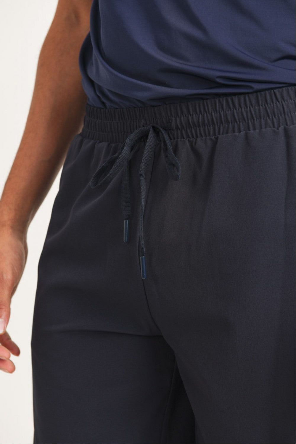 Short à cordon de serrage actif avec fermeture à glissière